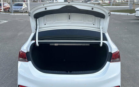 Hyundai Solaris II рестайлинг, 2019 год, 1 360 000 рублей, 12 фотография