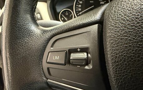 BMW 3 серия, 2016 год, 2 100 000 рублей, 11 фотография