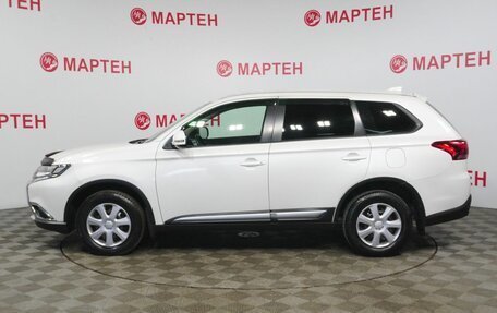 Mitsubishi Outlander III рестайлинг 3, 2018 год, 1 880 000 рублей, 8 фотография