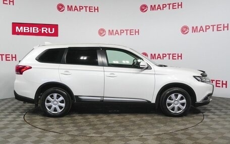 Mitsubishi Outlander III рестайлинг 3, 2018 год, 1 880 000 рублей, 4 фотография