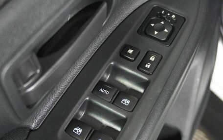 Mitsubishi Outlander III рестайлинг 3, 2018 год, 1 880 000 рублей, 14 фотография