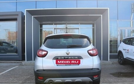 Renault Kaptur I рестайлинг, 2021 год, 1 750 000 рублей, 5 фотография