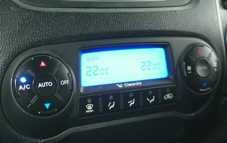 Hyundai ix35 I рестайлинг, 2010 год, 1 045 000 рублей, 13 фотография