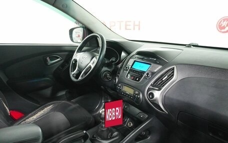 Hyundai ix35 I рестайлинг, 2010 год, 1 045 000 рублей, 10 фотография