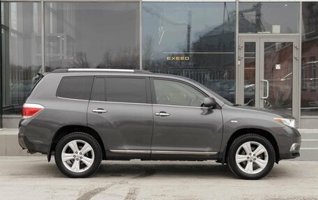 Toyota Highlander III, 2012 год, 1 785 000 рублей, 4 фотография