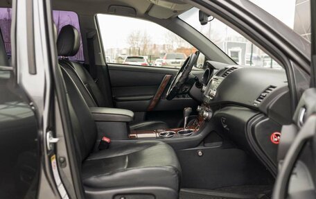 Toyota Highlander III, 2012 год, 1 785 000 рублей, 19 фотография