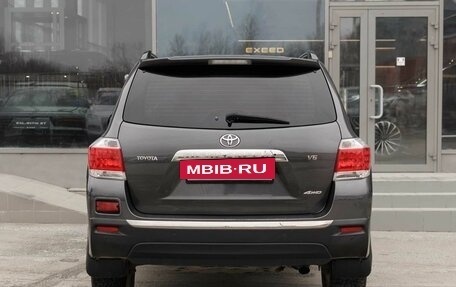 Toyota Highlander III, 2012 год, 1 785 000 рублей, 6 фотография