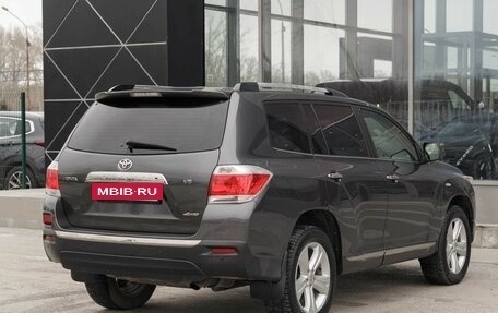 Toyota Highlander III, 2012 год, 1 785 000 рублей, 5 фотография