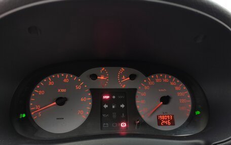 Renault Clio III, 2001 год, 250 000 рублей, 9 фотография