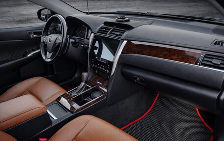 Toyota Camry, 2016 год, 2 250 000 рублей, 7 фотография