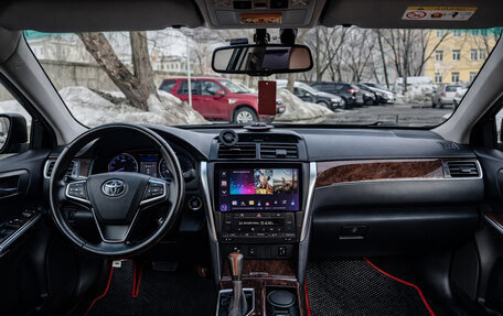 Toyota Camry, 2016 год, 2 250 000 рублей, 10 фотография