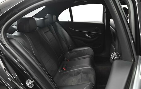 Mercedes-Benz E-Класс, 2018 год, 2 948 000 рублей, 7 фотография