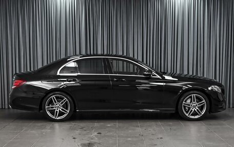 Mercedes-Benz E-Класс, 2018 год, 2 948 000 рублей, 5 фотография