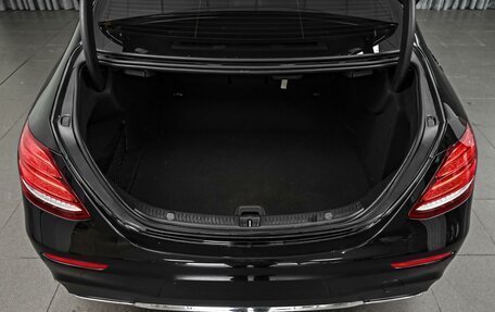 Mercedes-Benz E-Класс, 2018 год, 2 948 000 рублей, 26 фотография