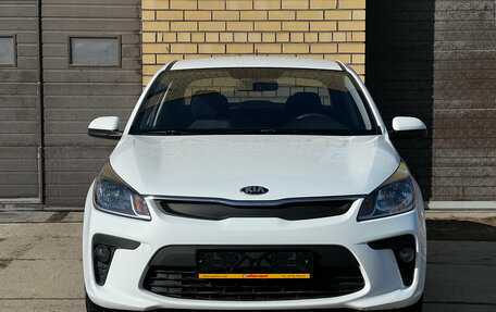 KIA Rio IV, 2020 год, 1 300 000 рублей, 2 фотография