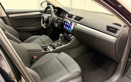 Skoda Superb III рестайлинг, 2025 год, 3 750 000 рублей, 12 фотография