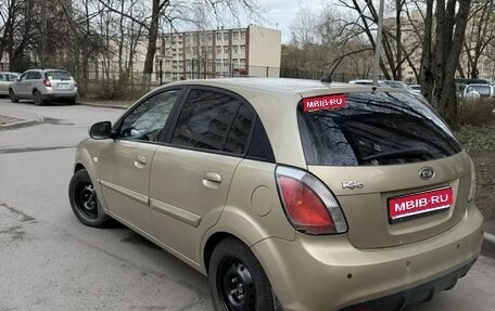 KIA Rio II, 2010 год, 630 000 рублей, 1 фотография