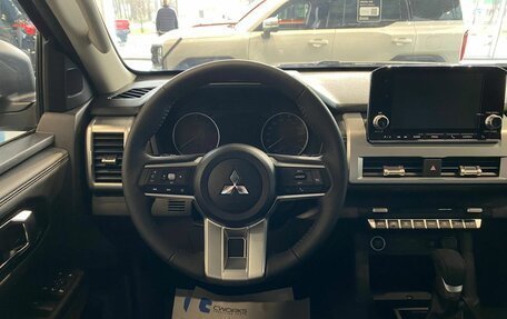 Mitsubishi L200, 2025 год, 6 200 000 рублей, 13 фотография