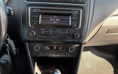 Volkswagen Polo VI (EU Market), 2012 год, 550 000 рублей, 12 фотография