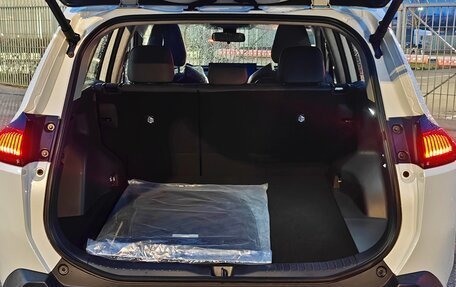 Toyota RAV4, 2026 год, 4 290 000 рублей, 24 фотография