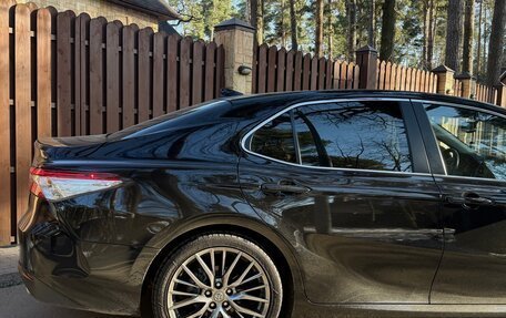 Toyota Camry, 2021 год, 2 650 000 рублей, 8 фотография