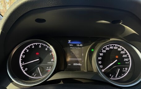 Toyota Camry, 2021 год, 2 650 000 рублей, 15 фотография