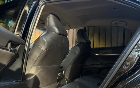 Toyota Camry, 2021 год, 2 650 000 рублей, 24 фотография