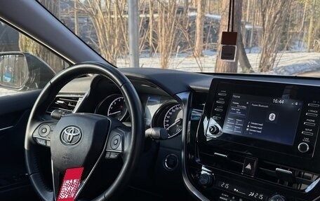 Toyota Camry, 2021 год, 2 650 000 рублей, 18 фотография