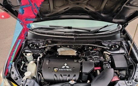 Mitsubishi Outlander III рестайлинг 3, 2005 год, 798 000 рублей, 12 фотография