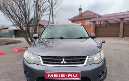 Mitsubishi Outlander III рестайлинг 3, 2005 год, 798 000 рублей, 7 фотография