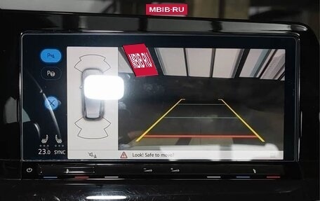 Volkswagen Golf VIII, 2023 год, 1 800 000 рублей, 10 фотография