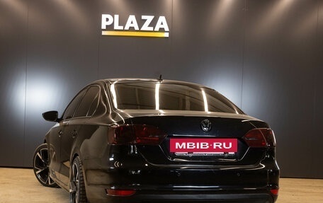 Volkswagen Jetta VI, 2013 год, 1 309 000 рублей, 3 фотография