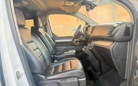 Peugeot Traveller I, 2018 год, 2 779 000 рублей, 10 фотография