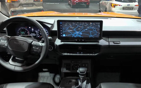 Toyota Hilux, 2026 год, 6 658 000 рублей, 14 фотография