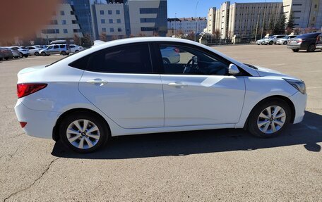 Hyundai Solaris II рестайлинг, 2016 год, 960 000 рублей, 5 фотография