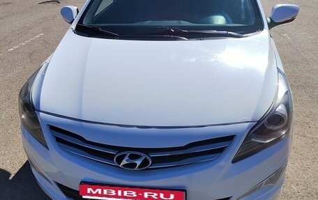 Hyundai Solaris II рестайлинг, 2016 год, 960 000 рублей, 2 фотография