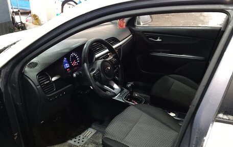 KIA Rio IV, 2018 год, 725 000 рублей, 4 фотография