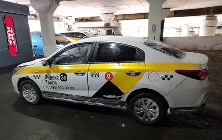 KIA Rio IV, 2018 год, 725 000 рублей, 3 фотография