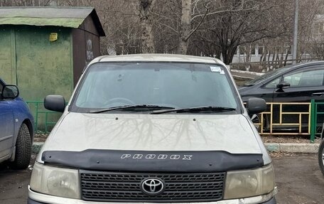Toyota Probox I, 2002 год, 260 000 рублей, 1 фотография
