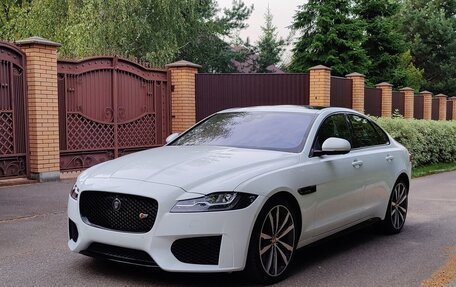 Jaguar XF II, 2017 год, 2 950 000 рублей, 6 фотография