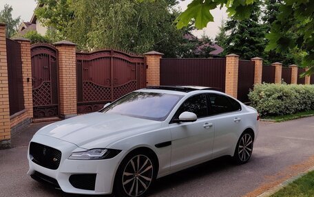 Jaguar XF II, 2017 год, 2 950 000 рублей, 2 фотография