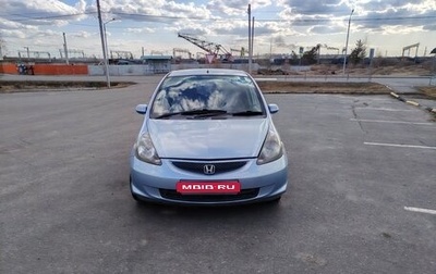 Honda Fit III, 2001 год, 550 000 рублей, 1 фотография