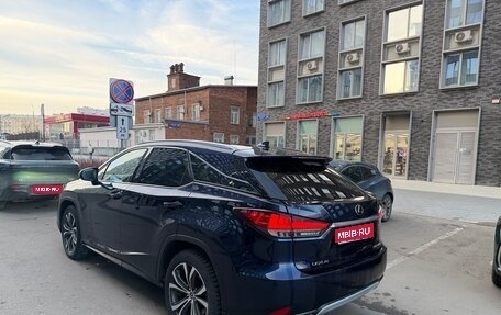 Lexus RX IV рестайлинг, 2020 год, 4 200 000 рублей, 1 фотография