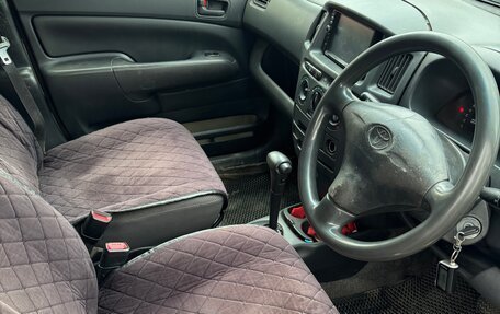 Toyota Probox I, 2002 год, 260 000 рублей, 3 фотография