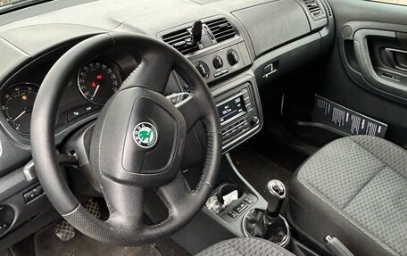 Skoda Fabia II, 2011 год, 480 000 рублей, 9 фотография