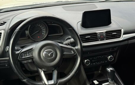 Mazda 3, 2017 год, 1 350 000 рублей, 15 фотография