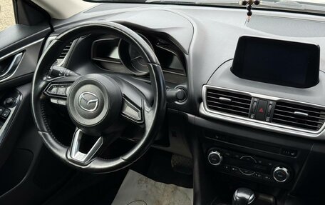 Mazda 3, 2017 год, 1 350 000 рублей, 17 фотография