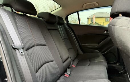 Mazda 3, 2017 год, 1 350 000 рублей, 29 фотография