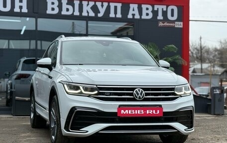Volkswagen Tiguan II, 2022 год, 3 400 000 рублей, 3 фотография
