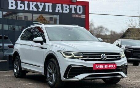Volkswagen Tiguan II, 2022 год, 3 400 000 рублей, 2 фотография